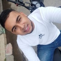 military_superhotx's Offline Chat Room