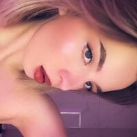 Anna_miiuLive Webcam