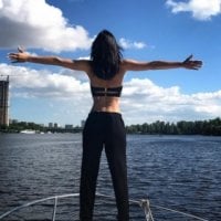 EvelinaRoss_'s Offline Chat Room