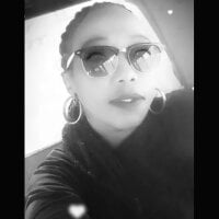 Xeroticebonyx's Offline Chat Room