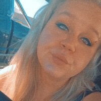 SaraJadeNJoe offline chatrum