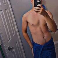 chaannnxxx's Offline Chat Room