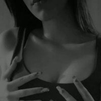holly_baby_y's Offline Chat Room
