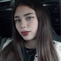EsmeHakess model avatar