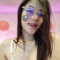 Valery_streethoney webcam model