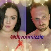Devon-Mizzie's Offline Chat Room