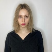 SarahDouglass' Offline Chat Room