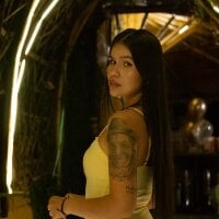 dominique25_ webcam model