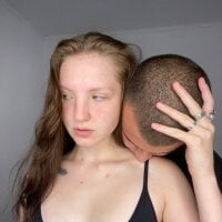 HornyPillow1's Offline Chat Room