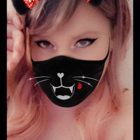 Lady-Pearl's Offline Chat Room