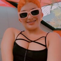 Criistina12345's Offline Chat Room