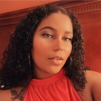 HoneyDezzi's Offline Chat Room