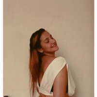 غرفة دردشة madelinetate دون اتصال