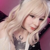 iLanayaPWNZ offline chatrum
