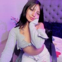 Emma_Pettit webcam model