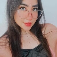 AdaaMillan webcam model