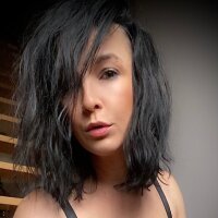 Blacklady1008's Offline Chat Room