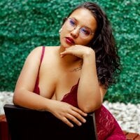 CandyLoves_'s Offline Chat Room