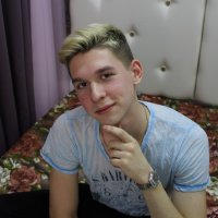 HornySmile's Offline Chat Room