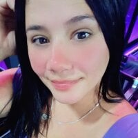 LindaChiquis webcam model