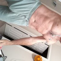 juicyjay10's Offline Chat Room