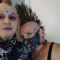 maladjustedscum's Offline Chat Room