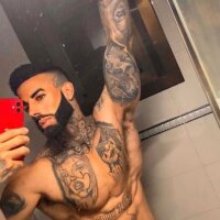 blackpantherrr137's Offline Chat Room