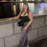 kinkybellexx