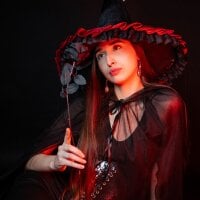 LoonaNyx webcam model