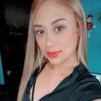 Jhonnykymberlee's Offline Chat Room