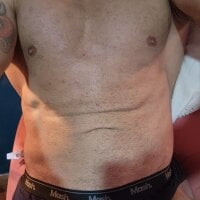 lutadorgostosotopatudo webcam