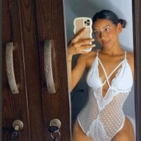 reyna_gonzales' Offline Chat Room