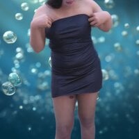 nasrin-hot