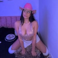 Miakhalifa_a webcam model
