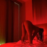 Azelia_Spring-Water's Offline Chat Room