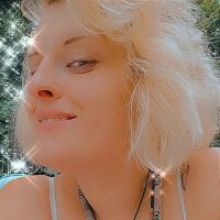 KITTYBOOBOOFUXX webcam