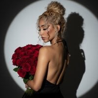 Charlotte_Love10 webcam model