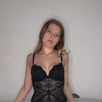 LaraBlond naked stripping on cam for online sex video chat