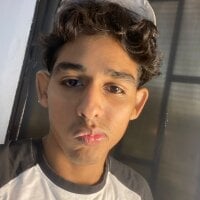 Alexishugecock 頭像圖片