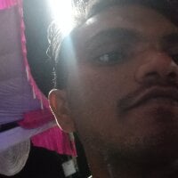 FanaticEssayist webcam