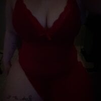 hotbabes69960's Offline Chat Room