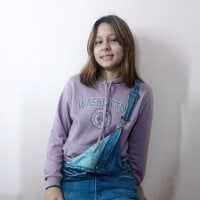 Crimson_Grace webcam model