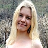 MaryjaneAurum webcam model