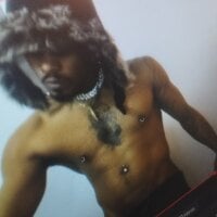 ShakaZulu013 webcam
