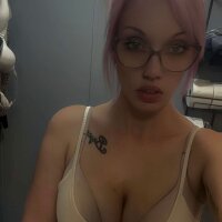 EatMeowwwt Adlı Modelin Avatarı