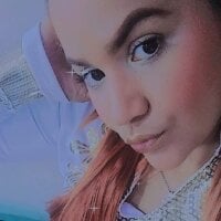 online-models1's Offline Chat Room