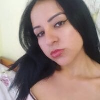 Sara21_21 webcam model