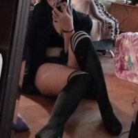 غرفة دردشة Ellie-horny دون اتصال