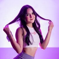 EmmaBeel webcam model