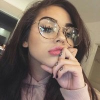 Offline chatovací místnost skinnyqueen